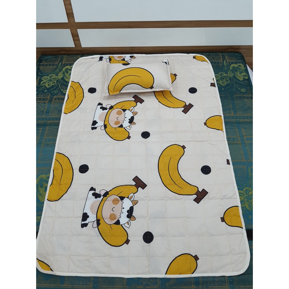 (Siêu rẻ)  Combo chăn gối cho bé 5-10 tuổi đến trường poly cotton mẫu Pikachu đội mũ - Ảnh thật shop chụp, ib chọn mẫu