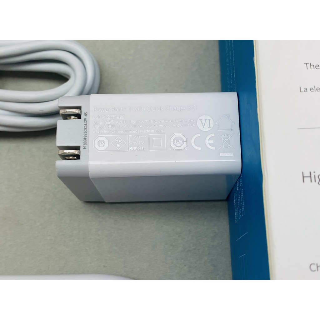 Sạc Không Dây PowerWave+ kiêm giá đỡ Watch