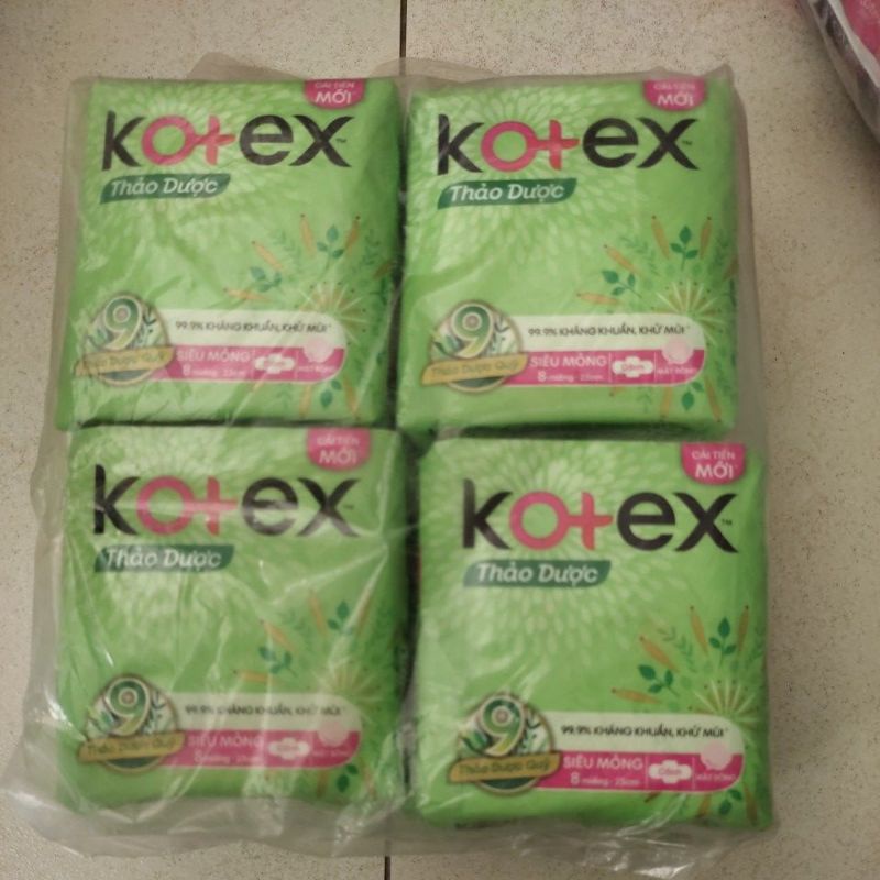 BĂNG VỆ SINH SIÊU MỎNG CÁNH KOTEX THẢO DƯỢC GÓI 8 MIẾNG