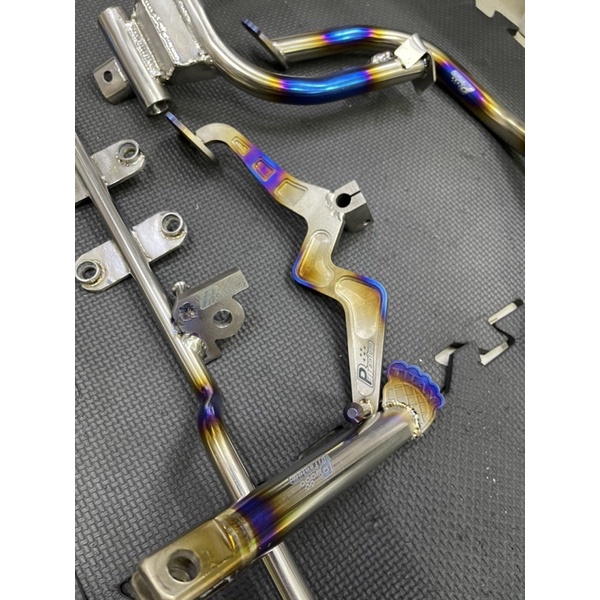 Chân chống titanium gắn cho wave , dream , sonic , chống nghiêng titan