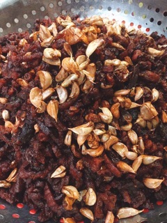 Bò ướt cháy tỏi