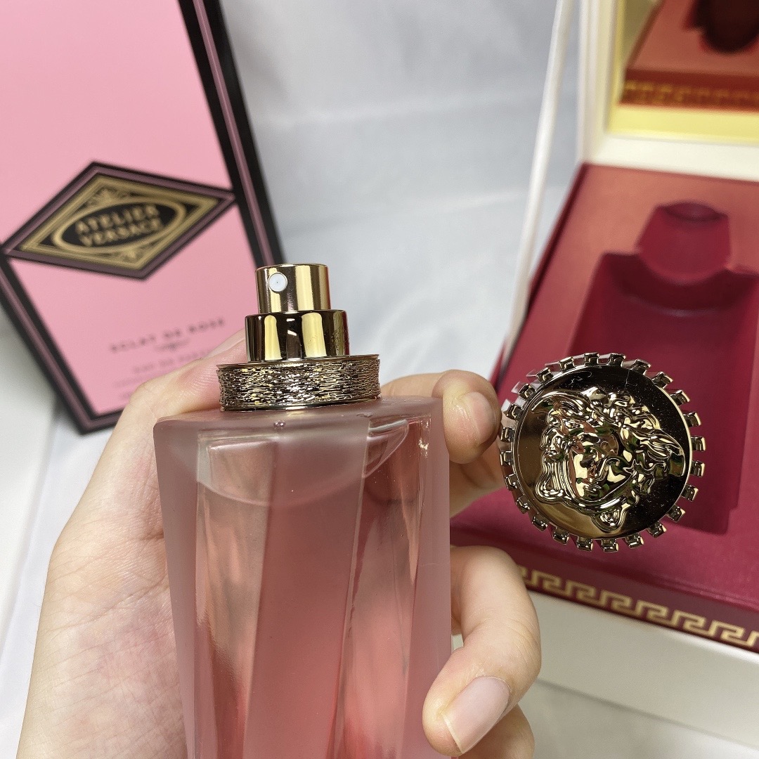 (Hàng Mới Về) Nước Hoa Hồng 100ml Phiên Bản Mới Versace2020 | BigBuy360 - bigbuy360.vn