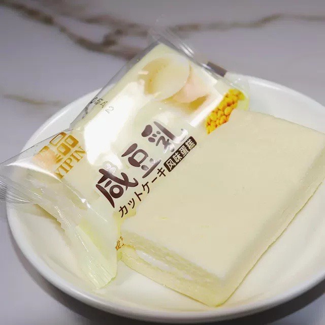 Bánh bông lan hấp Yipin đủ vị  thơm ngon