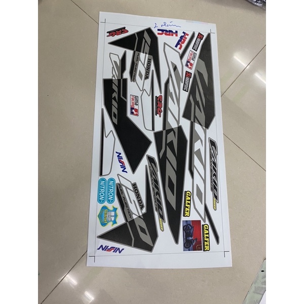 ( Quí khách vui lòng mang ra tiệm cho thợ dán ) Tem vario 2017