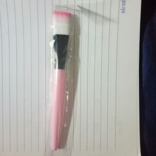 Chổi đắp mặt nạ