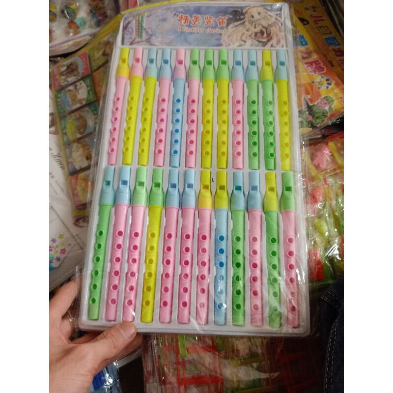 Còi Sáo 24 Chiếc 1 Vỉ