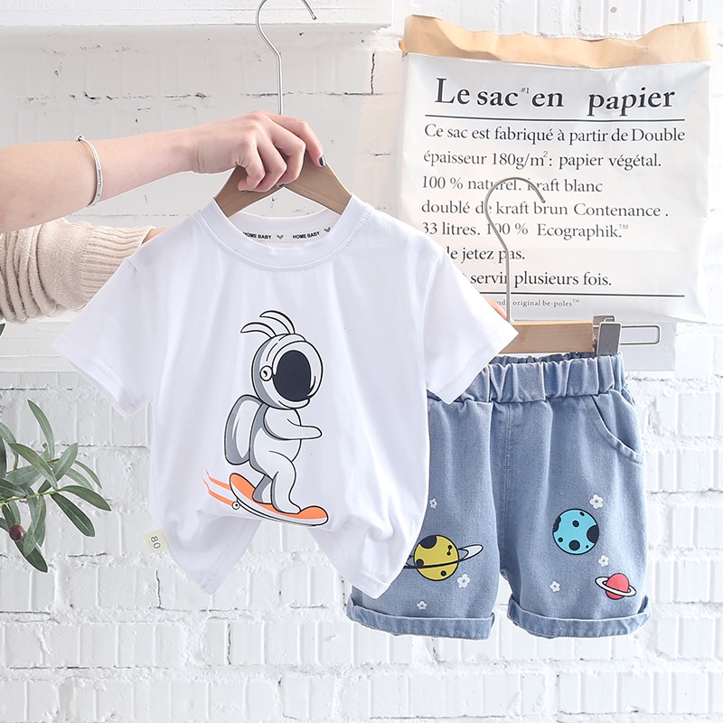 Set Đồ 2 Món Gồm Áo Sơ Mi Cotton Tay Cộc + Quần Ngắn Denim In Hình Phi Hành Gia Dễ Thương Cho Bé Trai