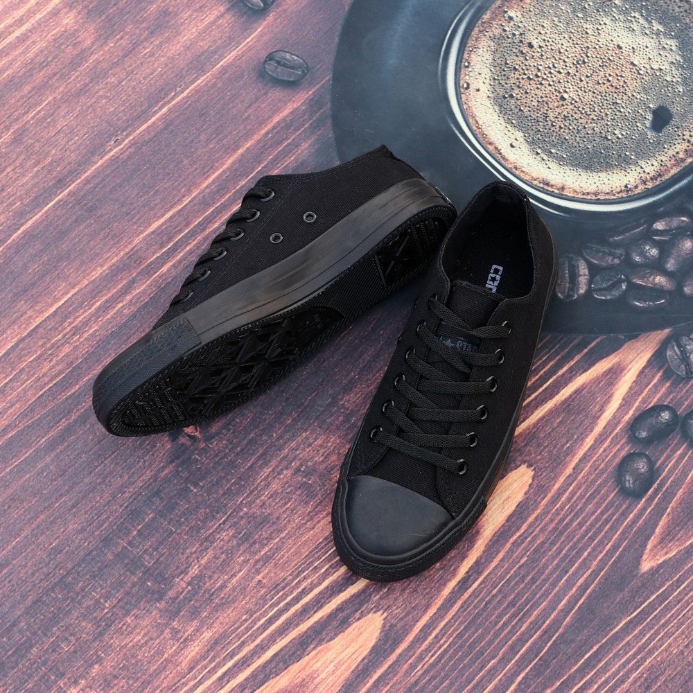 Giày Sneaker Cổ Thấp Jetblack Nữ