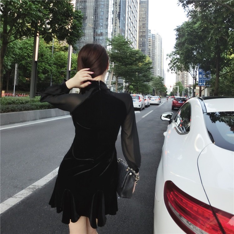 Đầm đen dáng xòe cổ tàu nữ tay dài Emilyshop