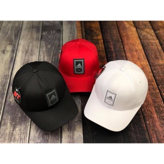 Adidas logo thêu best seller.