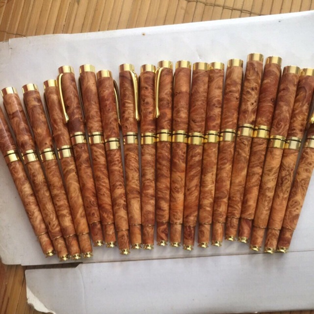 Bút gỗ nu huyết long