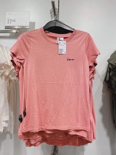 Áo H&M auth thêu chữ Love