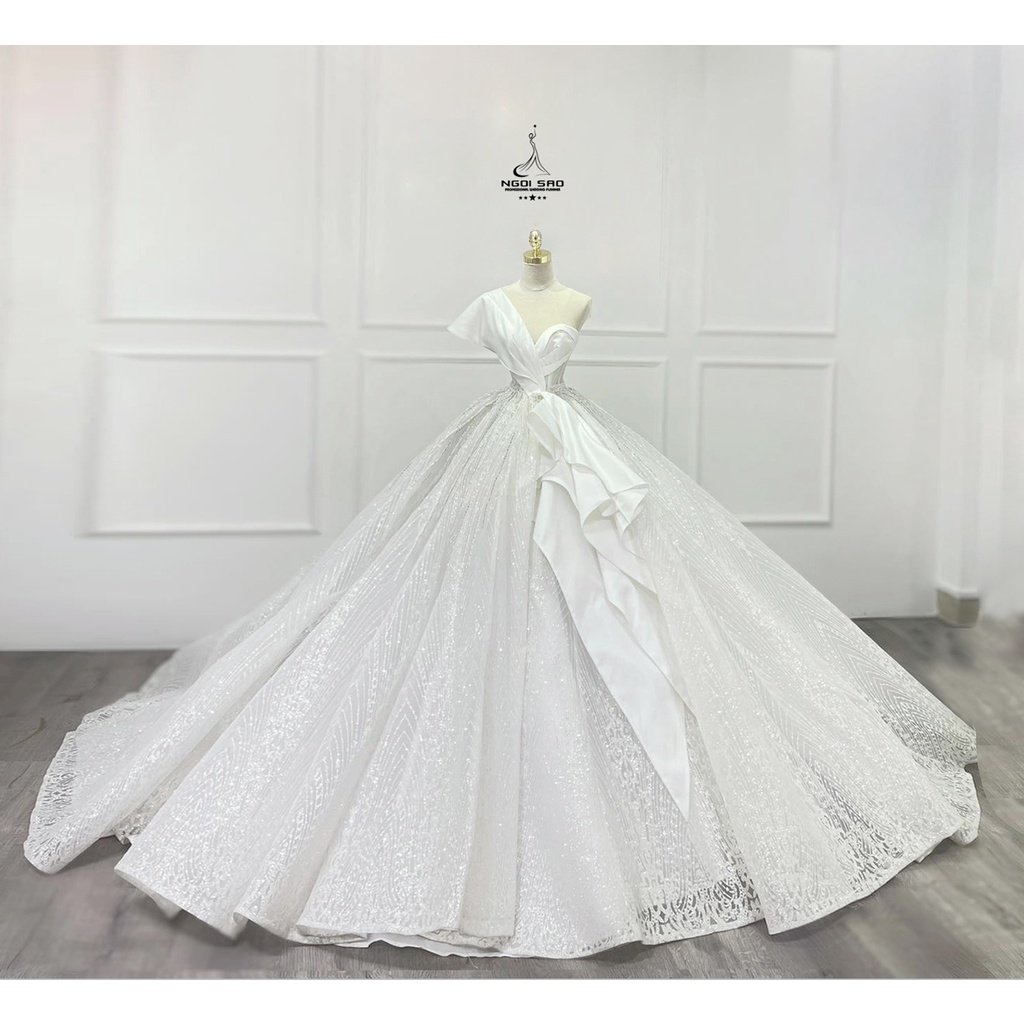 Váy cưới thiết kế Akina Luxury AC19