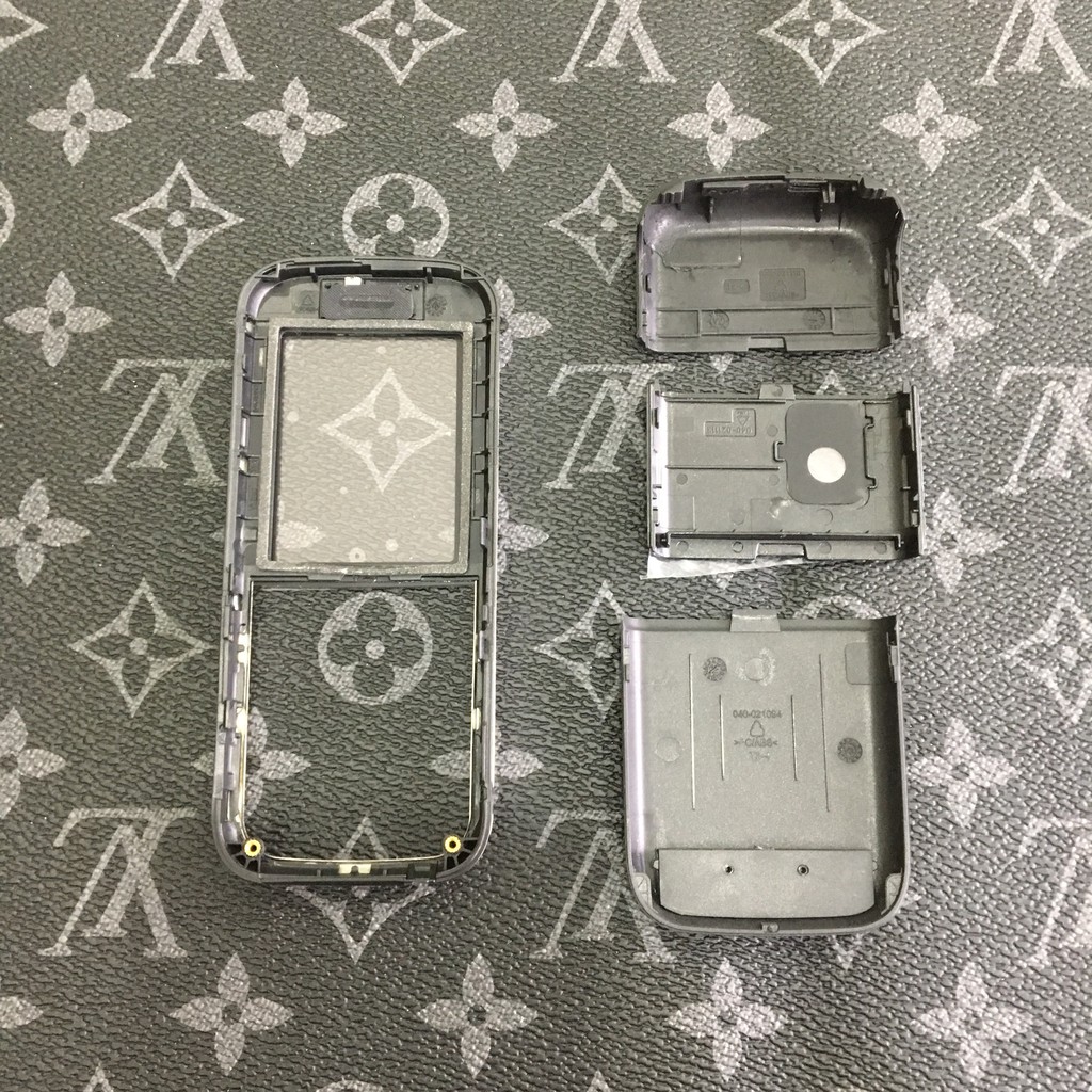 Vỏ nokia 6233 + 6300