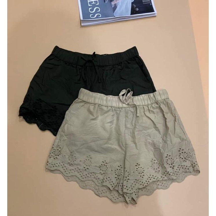 Short thô đũi viền ren hiệu GEOGRE dư xịn đét