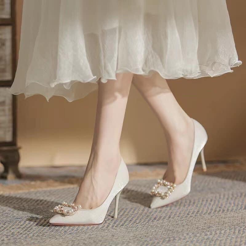 Giày cao gót lụa mịn nơ đá vuông mới gót đũa nhỏ - 7P