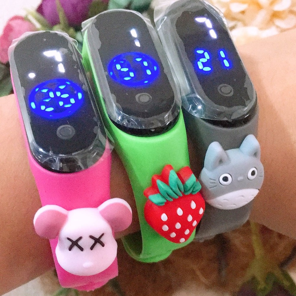 Đồng hồ đeo tay hình thú có mặt cảm ứng cho bé yêu | BigBuy360 - bigbuy360.vn