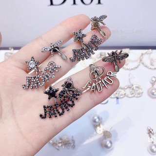 KHUYÊN TAI JADIOR CON ONG ĐÍNH ĐÁ CAO CẤP