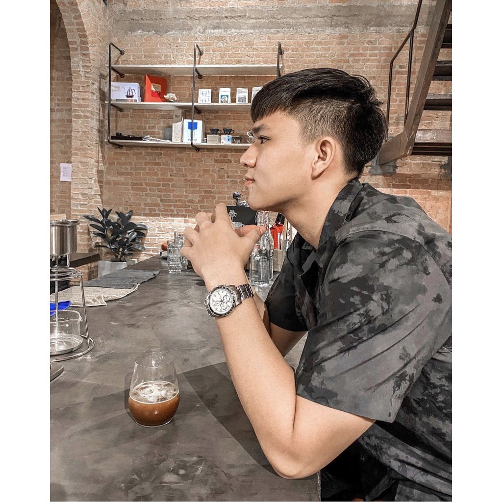 Áo Sơ Mi Hoạ Tiết DARK SKY Tay Ngắn Cổ Vest Thời Trang Unisex Vải Lụa Chéo