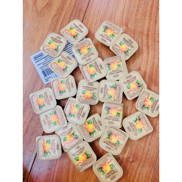 Kẹo c vỉ tuổi thơ thái lan