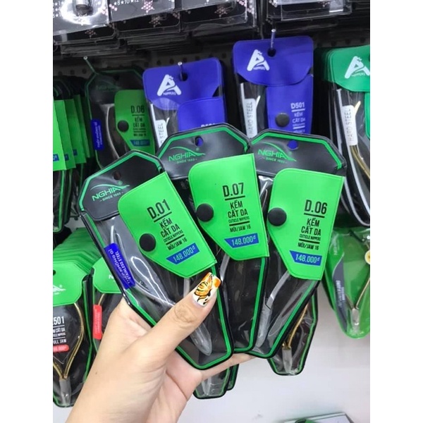 Kìm nhặt da- kìm cắt da chết