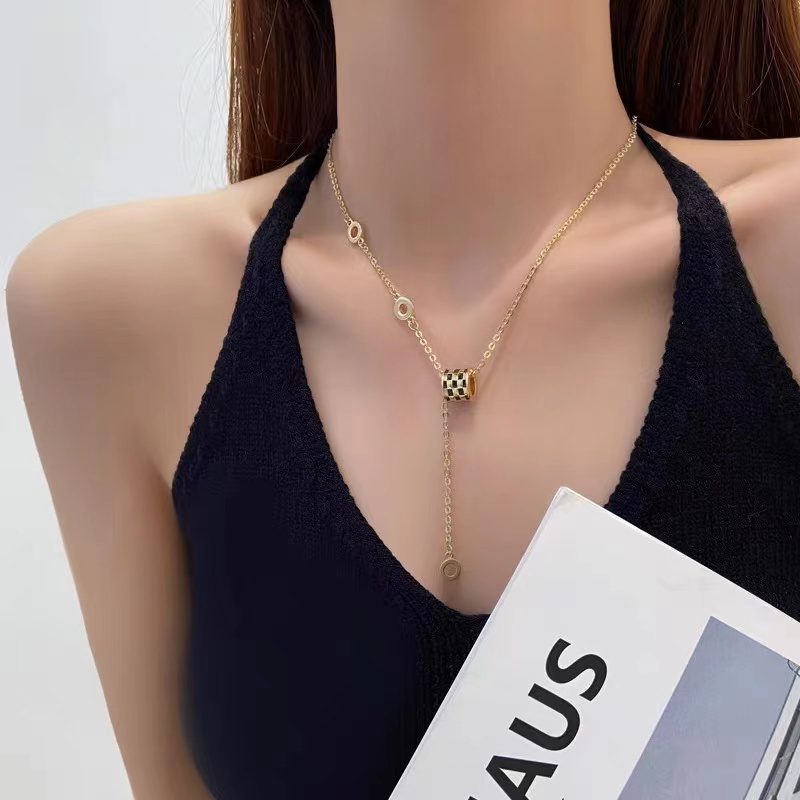 Dây Chuyền Mạ Vàng 18K Phối Tua Rua Thời Trang Cho Nữ