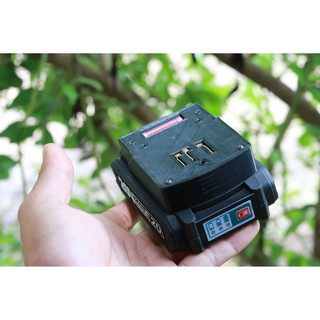Đế lấy nguồn cho pin Total E20