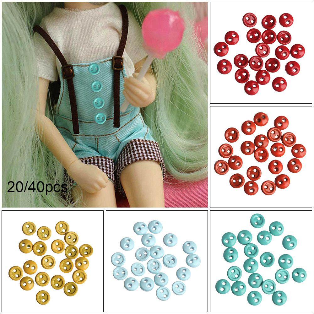 Set 20 / 40 Nút Tròn Mini 3mm / 4mm May Quần Áo Búp Bê