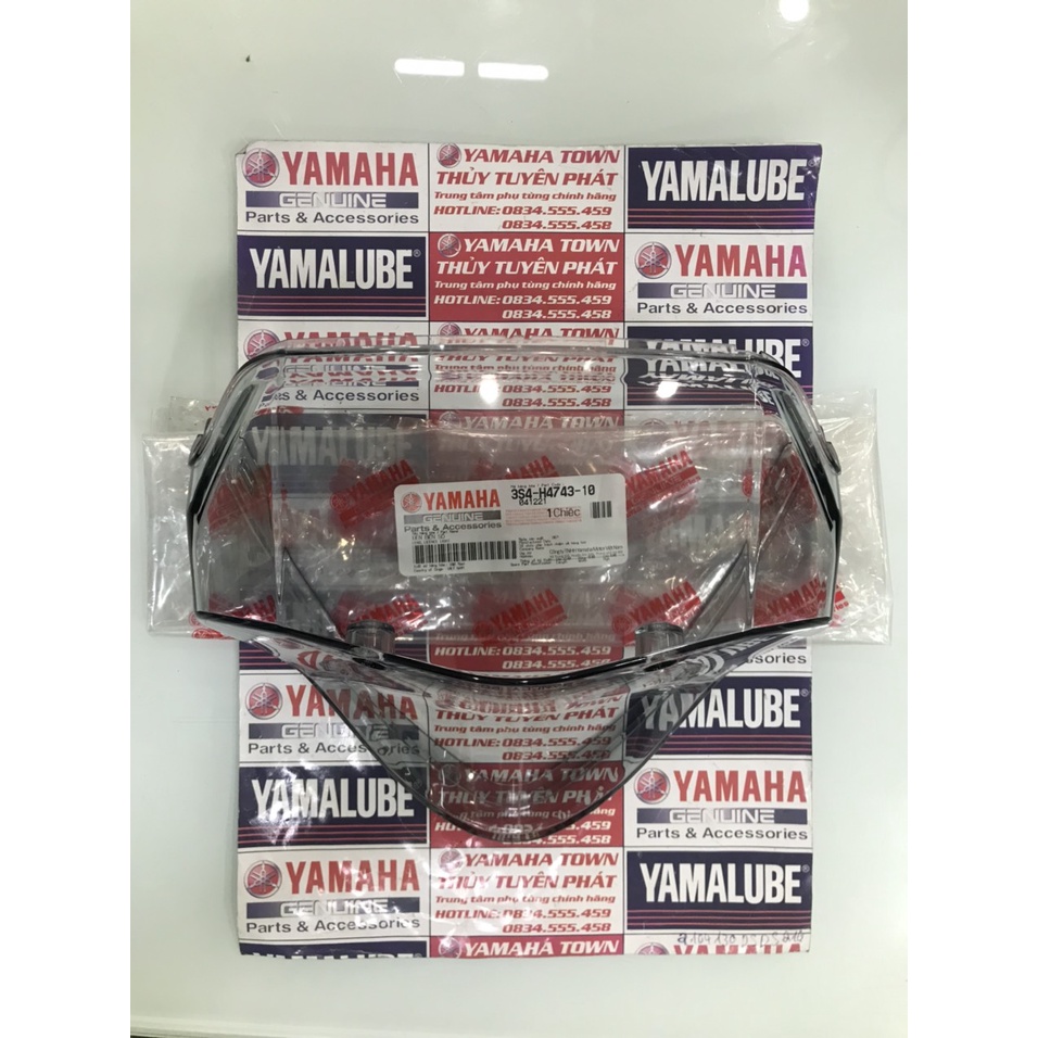 Kính chụp đèn hậu,chụp lái SIRIUS bình xăng con zin chính hãng yamaha