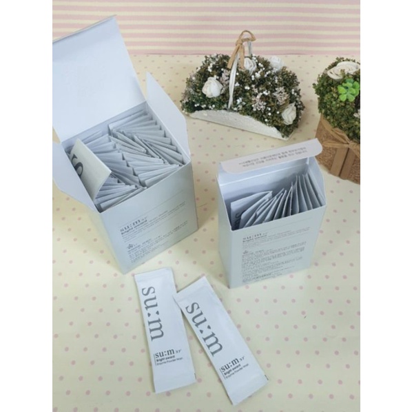 Bột rửa mặt dưỡng trắng Su:m37 White Award Enzyme Powder Wash.