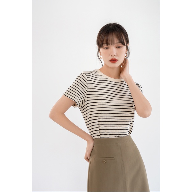 Thời trang nữ Hàn Quốc áo thun tay ngắn cổ thuyền và họa tiết rời đa năng sọc dễ thương trên cùng