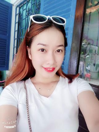Mắt Kính Viền Trắng form tròn