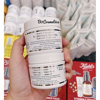 Kem dưỡng ẩm Kiehl's Clearly corrective moisture treatment.