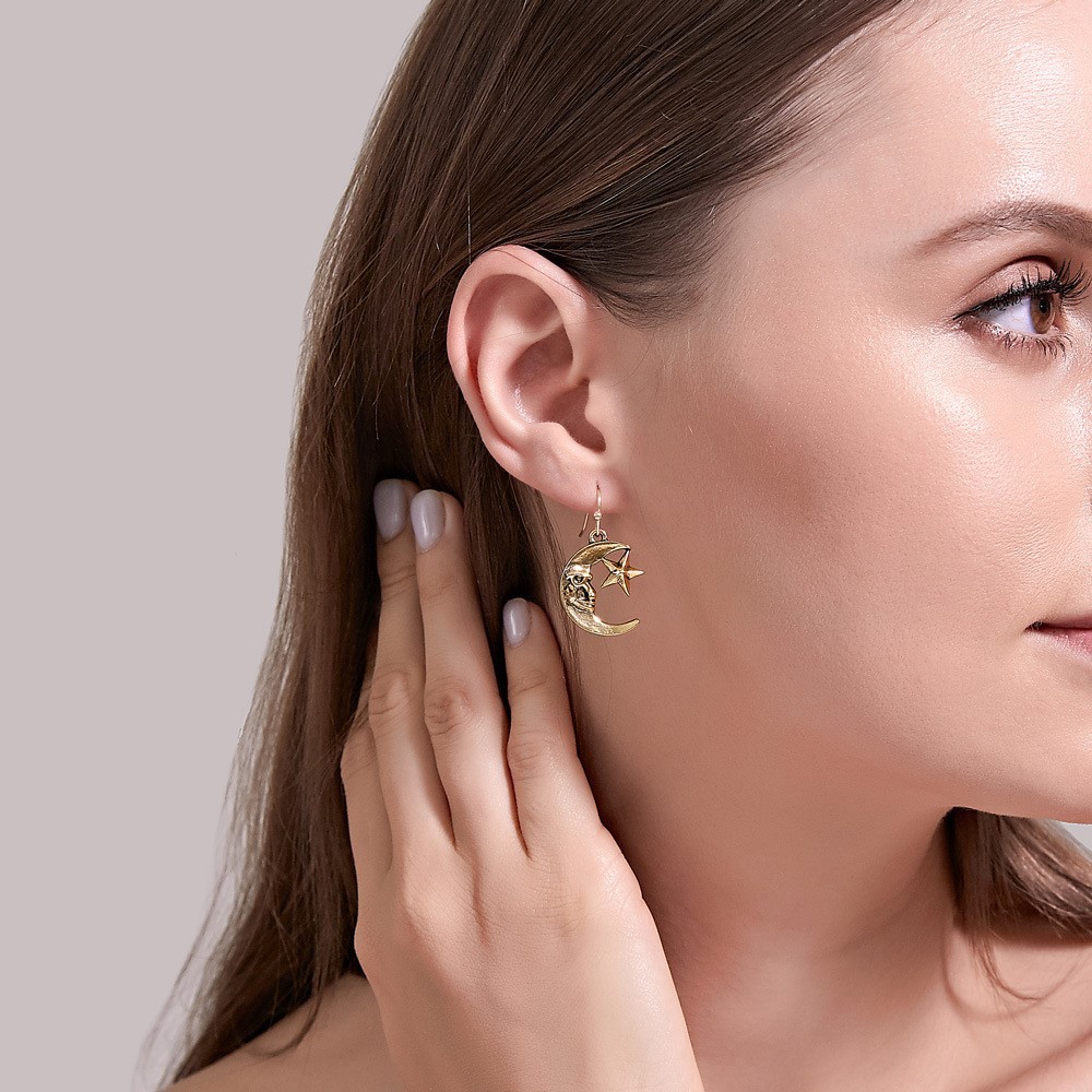 Bông Tai Hình Mặt Trăng Và Mặt Trời Phong Cách Retro