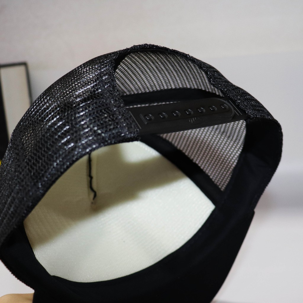 Nón NHS Snapback Full đen lưới êm ái Soái Ca Trơn008