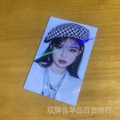 Thẻ Ảnh Laser Lấp Lánh Phiên Bản Đầu Tiên Của Park Chae Young Kim Ji-soo Chính Hãng BLACKPINK