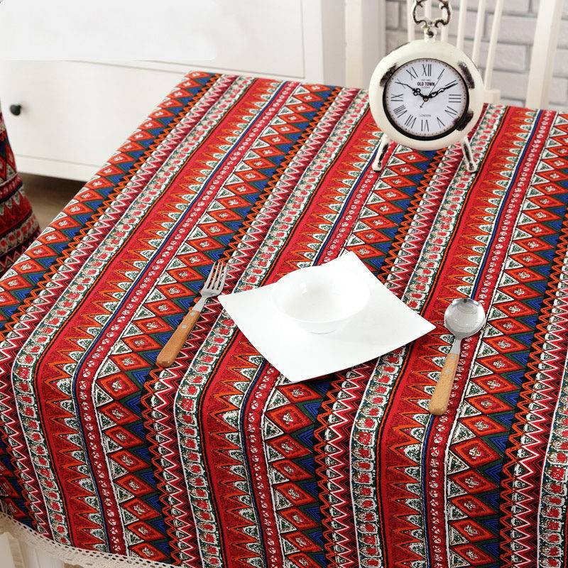 Khăn trải bàn tròn phong cách Bohemian cổ điển