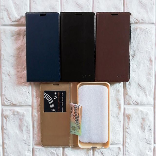 Bao da Samsung J4 + và J4 plus có ngăn để thể