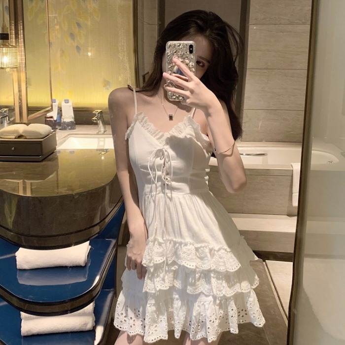 Đầm 2 dây xếp tầng Ulzzang