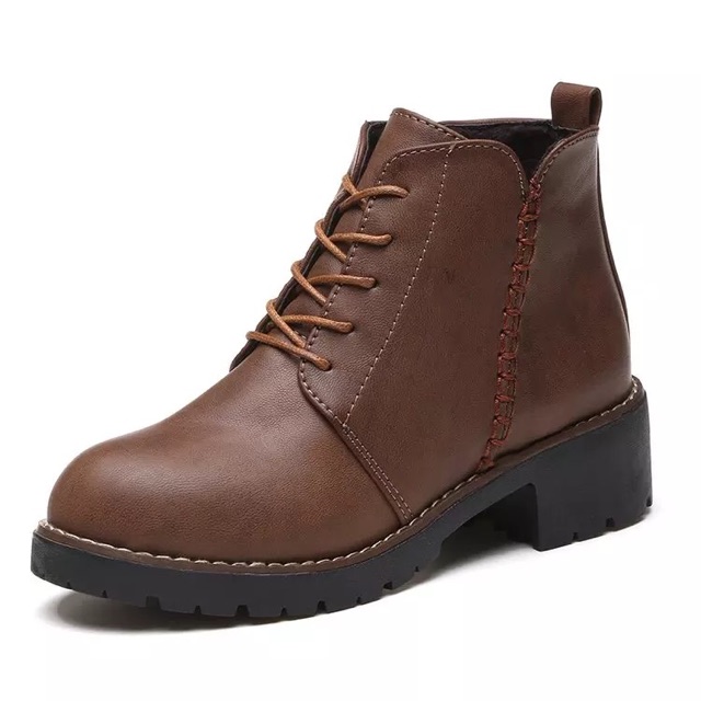 Boots cổ lửng , bốt nữ cá tính