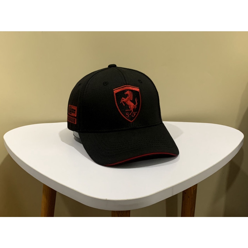 Nón kết Mũ lưỡi trai Ferrari mix đen đỏ logo thêu tinh tế Free size