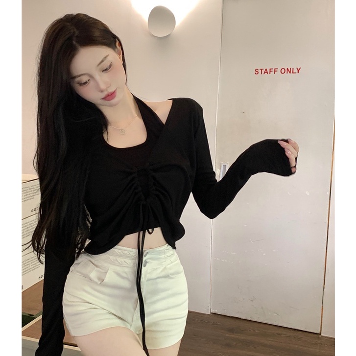 QKOOLE  Set Áo Croptop Tay Dài Trễ Vai + Áo Sát Nách Phong Cách Hàn Quốc