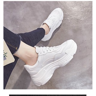 Giày sneaker nữ trắng cổ thấp năng động