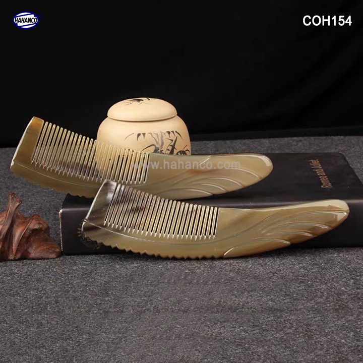 Lược sừng xuất Nhật (Size: XL - 19,5cm) Lược liềm khía cao cấp -COH154- Horn Comb of HAHANCO - Chăm sóc tóc