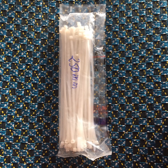 Nạt nhựa- dây thít : 100mm,150mm,250mm,300mm(túi 100g)