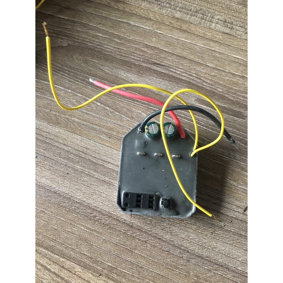 Mạch máy mài pin 18v