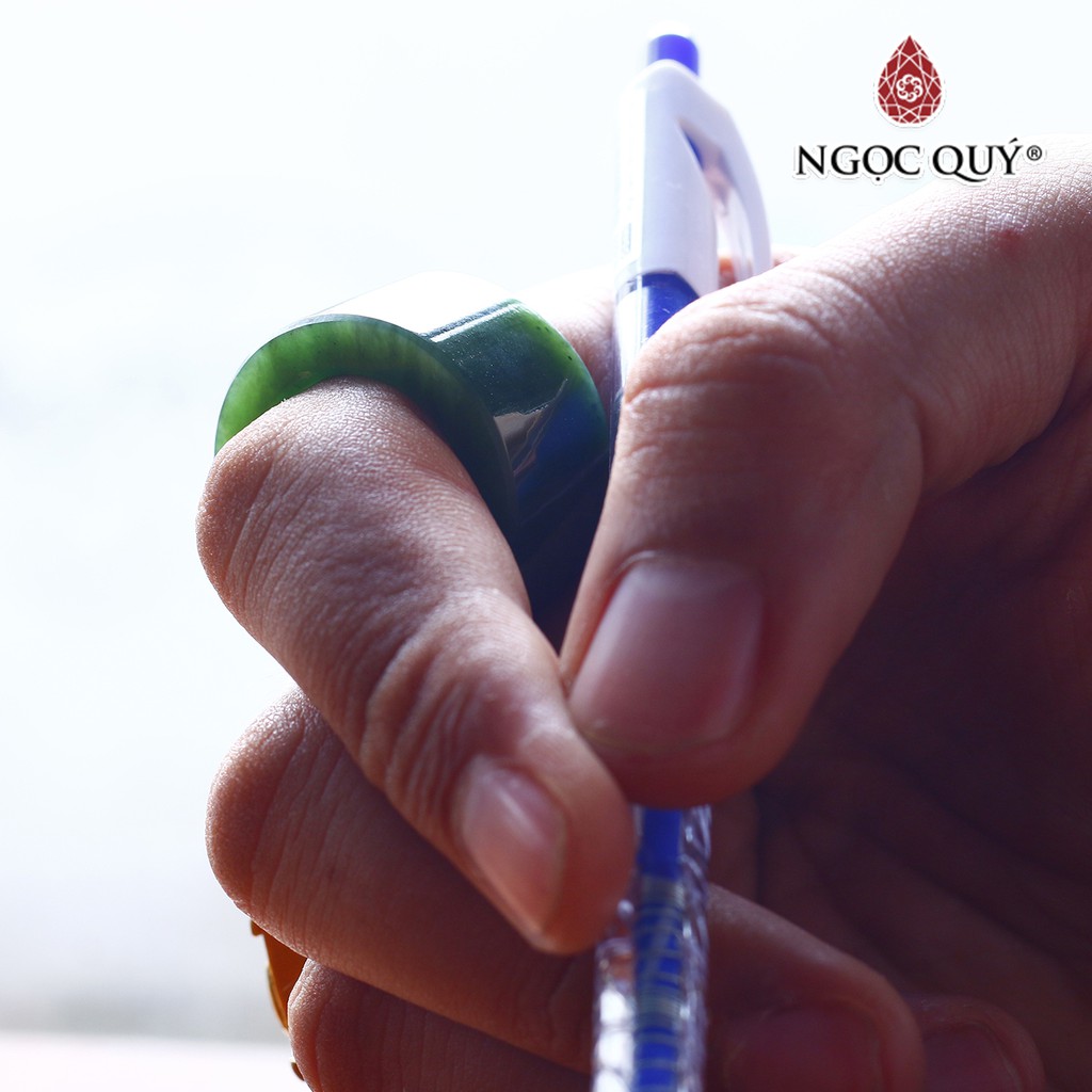 Nhẫn càng long đá ngọc bích nephrite - Ngọc Quý