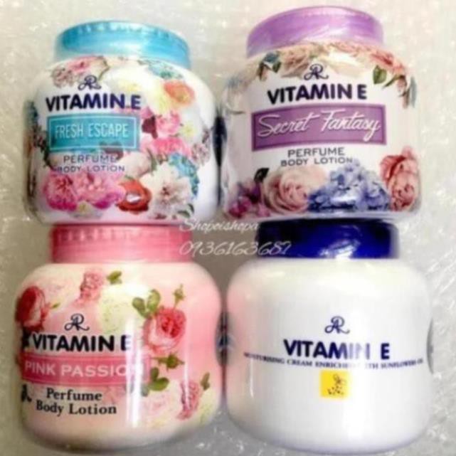 Kem Aron Vitamin E hương nước hoa dưỡng da cấp ẩm chống nứt nẻ Thái lan 200g