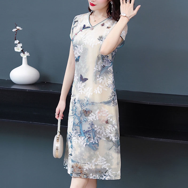 Đầm sườn xám cách tân dáng dài qua gối chất liệu chiffon thời trang mùa hè cho nữ trung niên