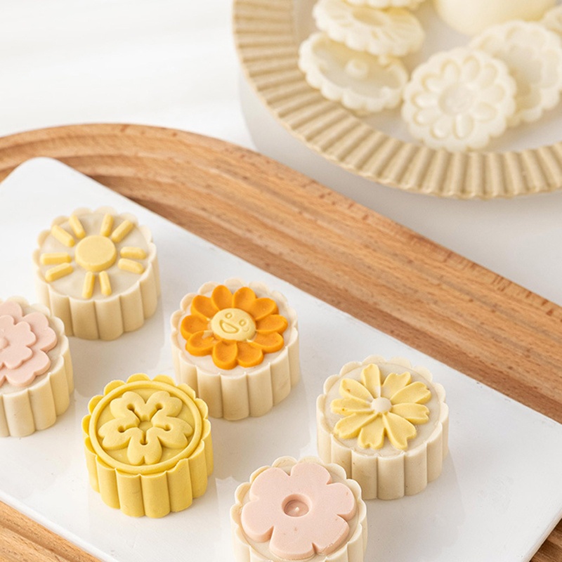 Khuôn Nhựa Nhấn Tay Làm Bánh Trung Thu